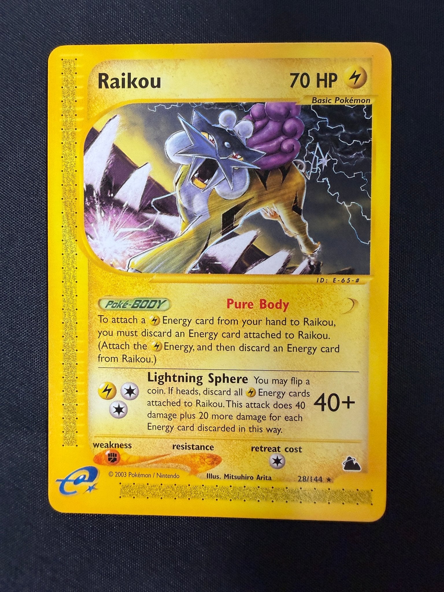 2003 Raikou Skyridge 28/144 front