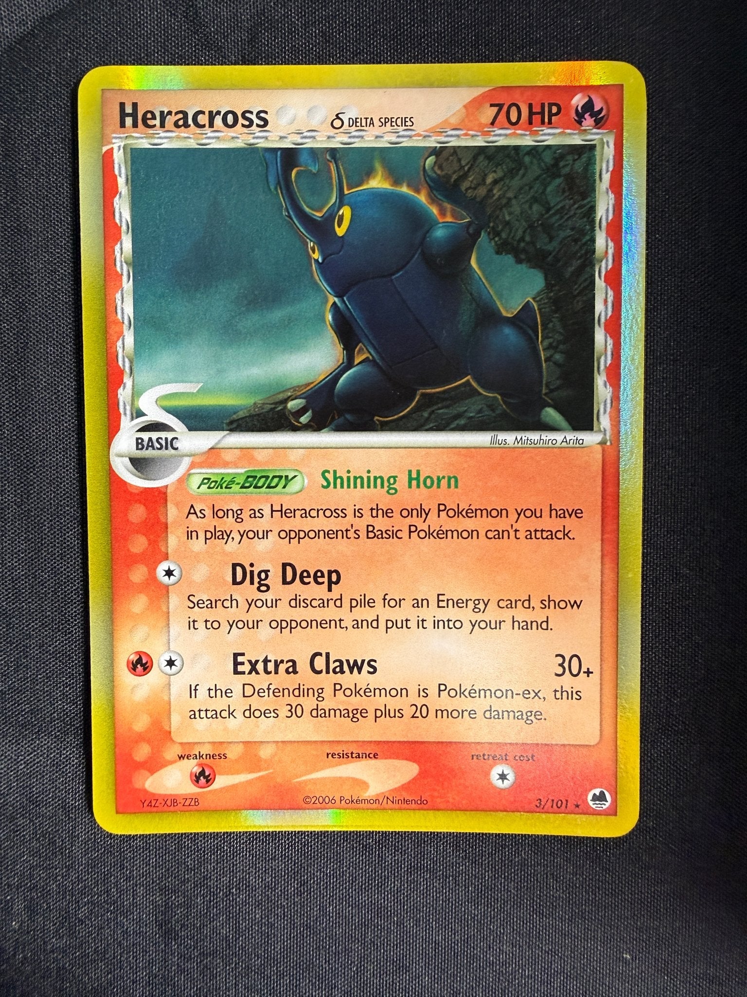 2006 Heracross EX Dragon Frontiers Reverse Holo 3/101 front