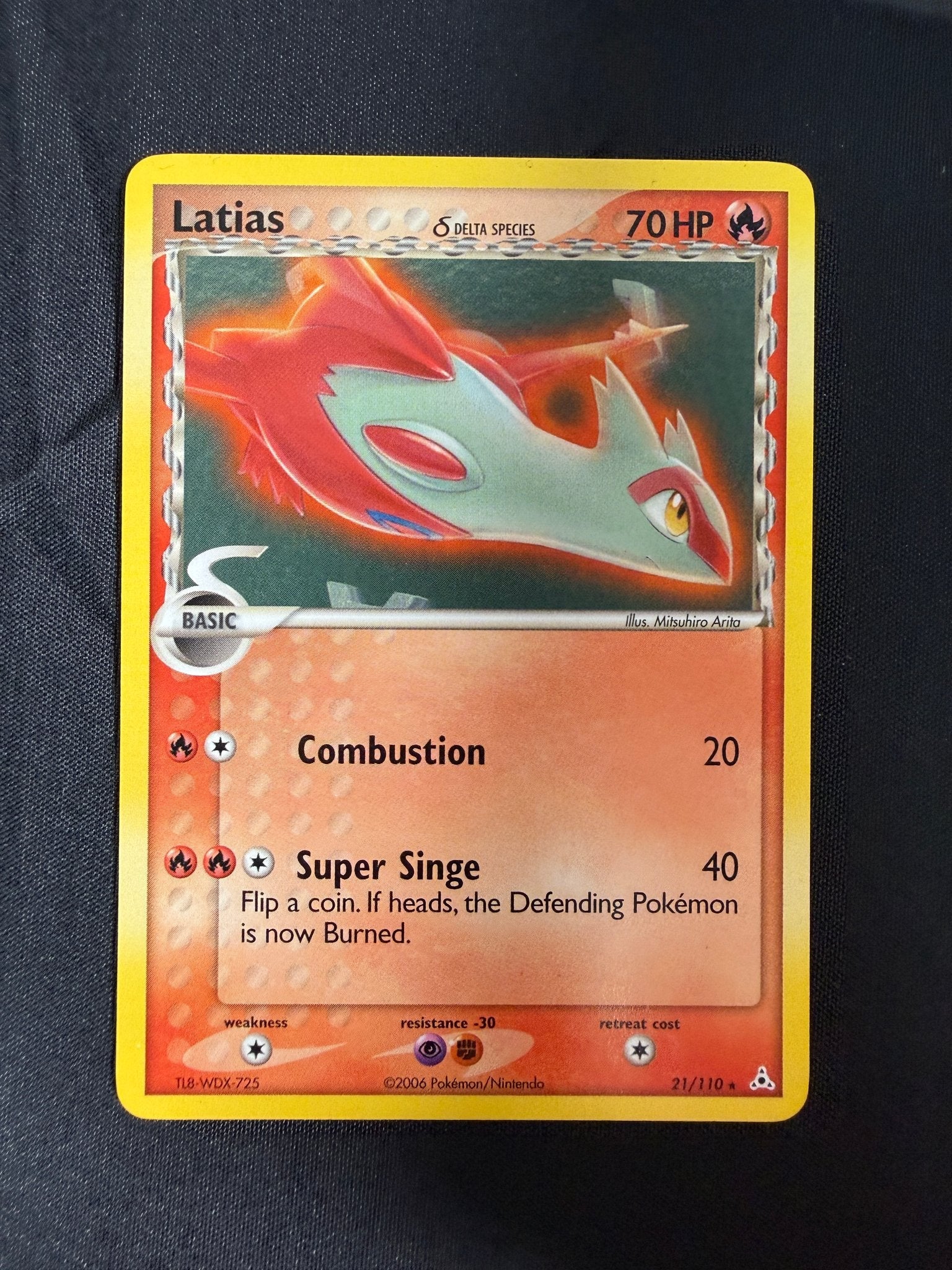 2006 Latias EX Holon Phantoms Holo 21/110 front