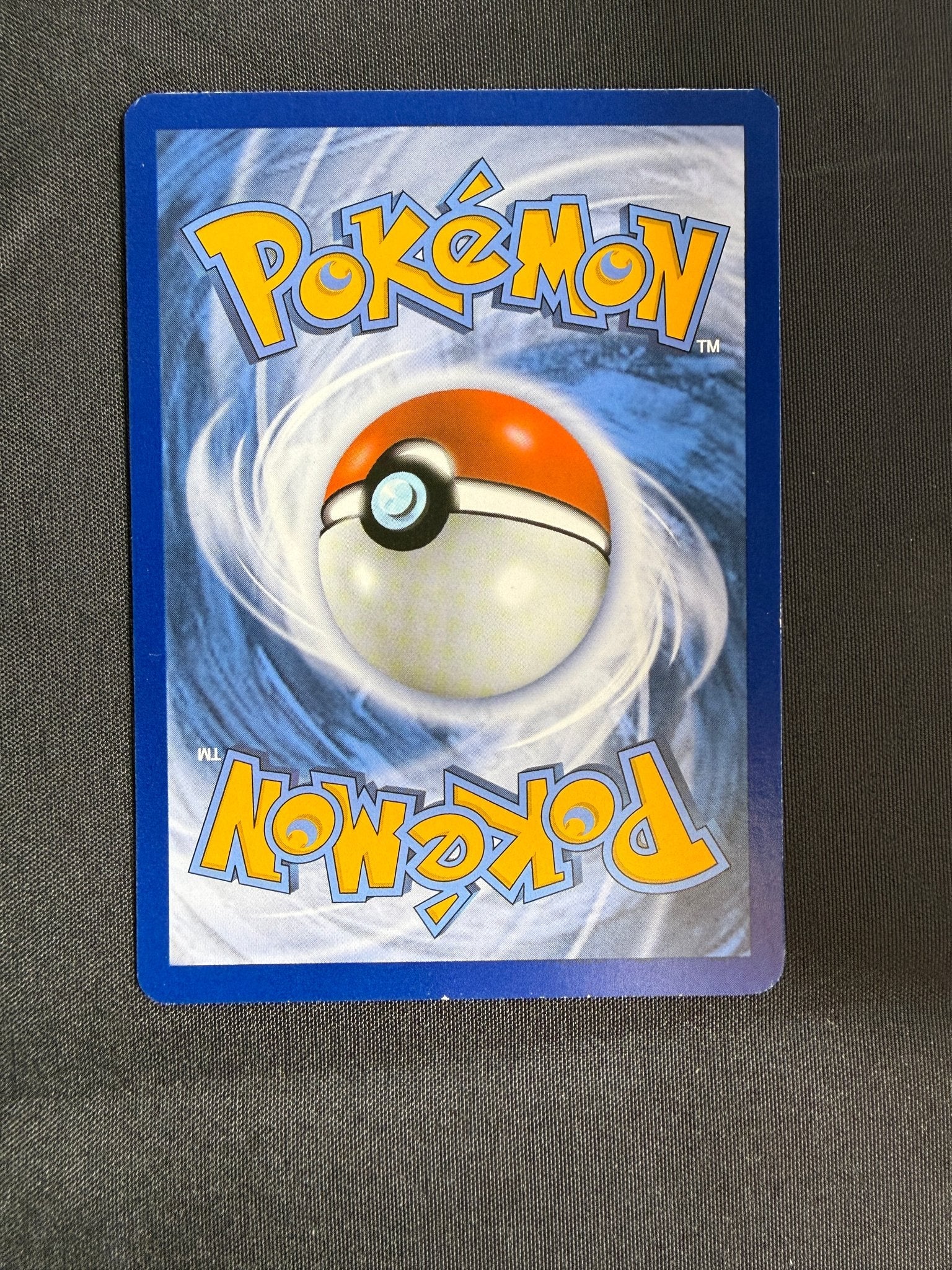 2015 Dragonite XY Roaring Skies Holo 52/108 back