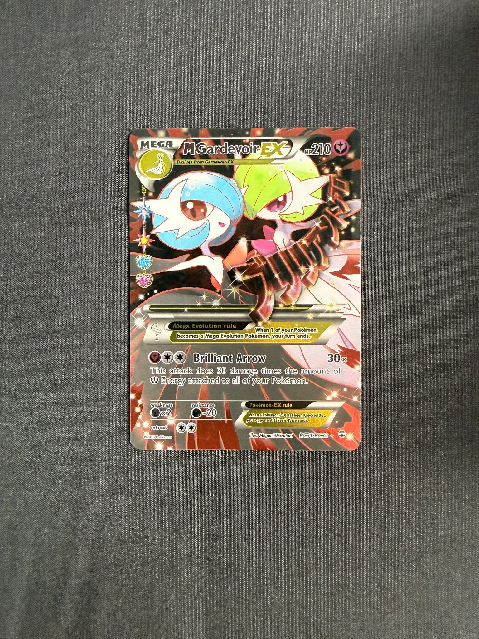 2016 M Gardevoir EX Generations Radiant Collection Full Art Holo RC31/RC32 front