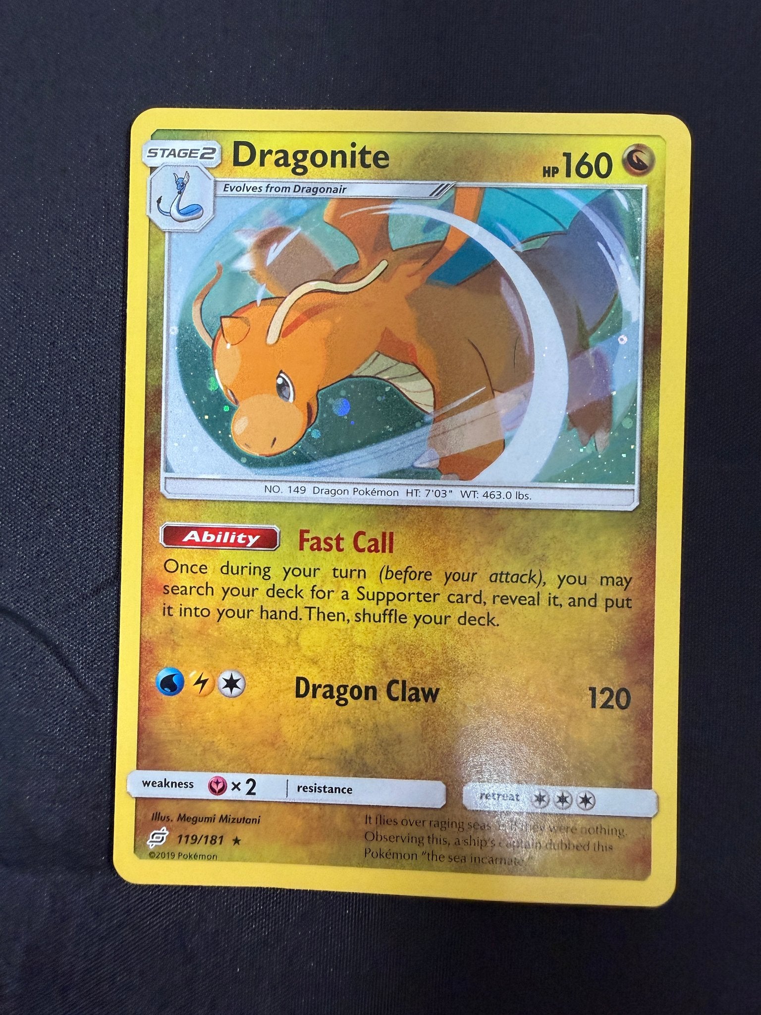 2019 Dragonite Team Up Holo 119/181 front