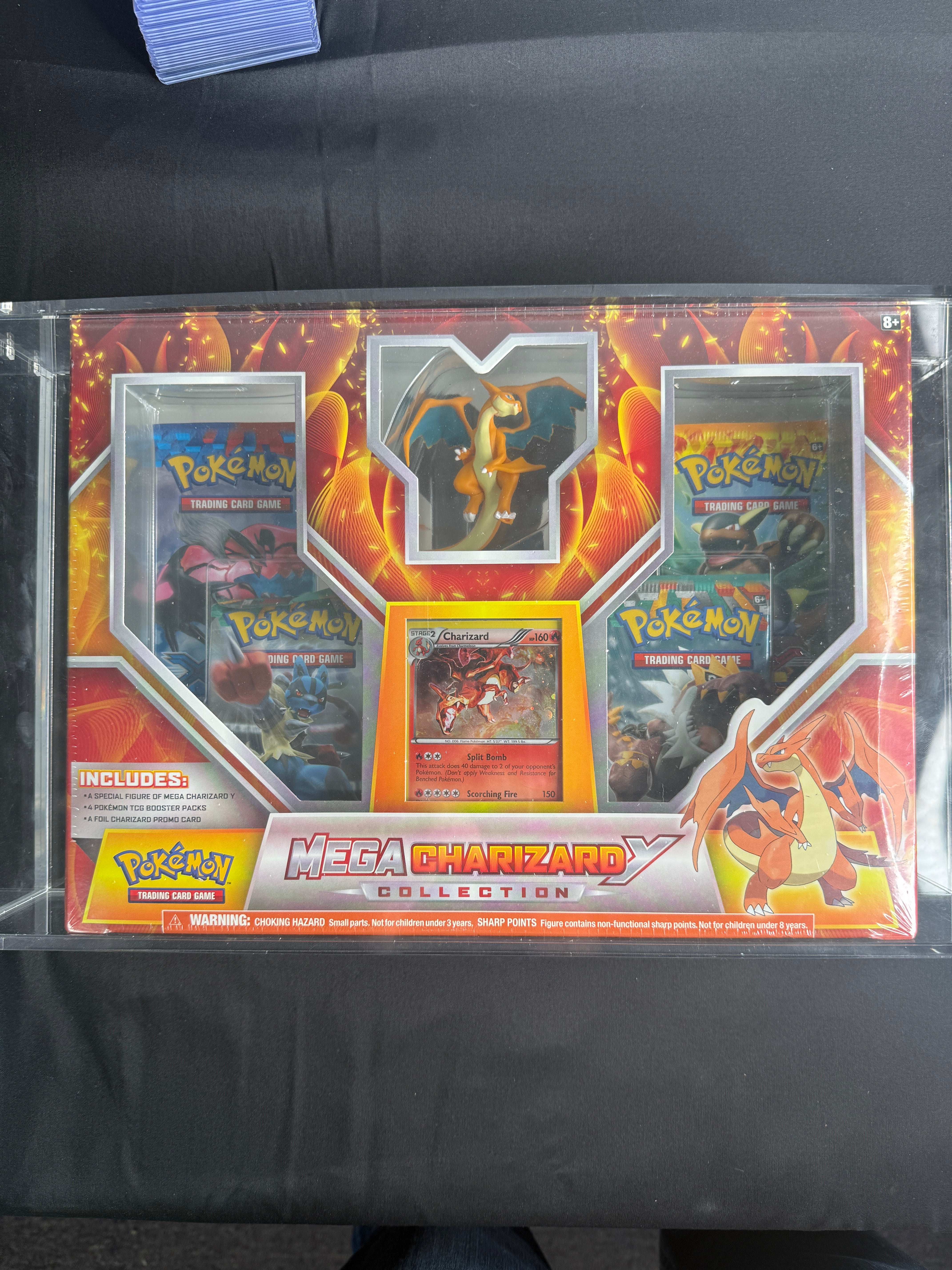 XY Mega Charizard Y collection box